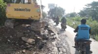 Perbaikan jalan di Exit Tol Gabus/RubrikBekasi